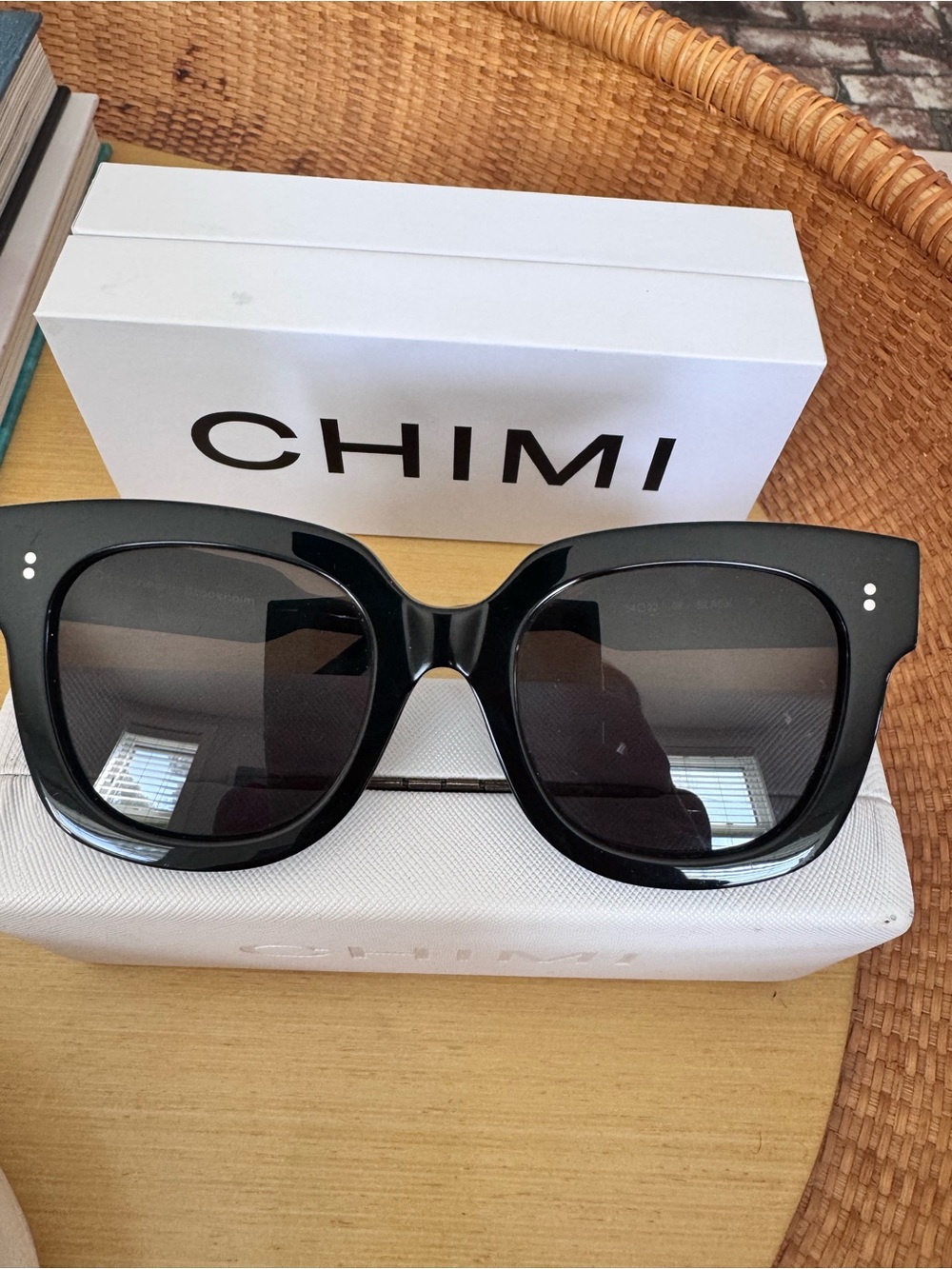 EUC Chimi 08 Women's Oversized Black Square Sunglasses